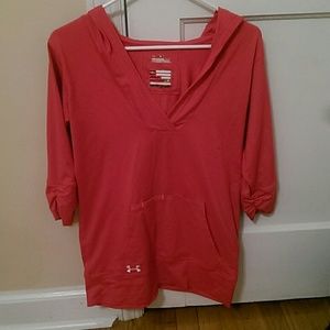 3/4 sleeve Under Armour v-neck all season gear